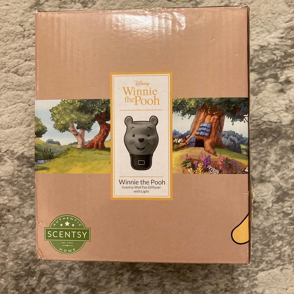 Scentsy Winnie the Pooh Wall Fan Diffuser - Black and Gray